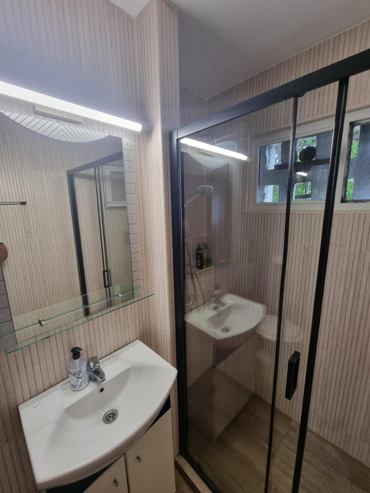Apartmán Apartament Denis Orşova Exteriér fotografie