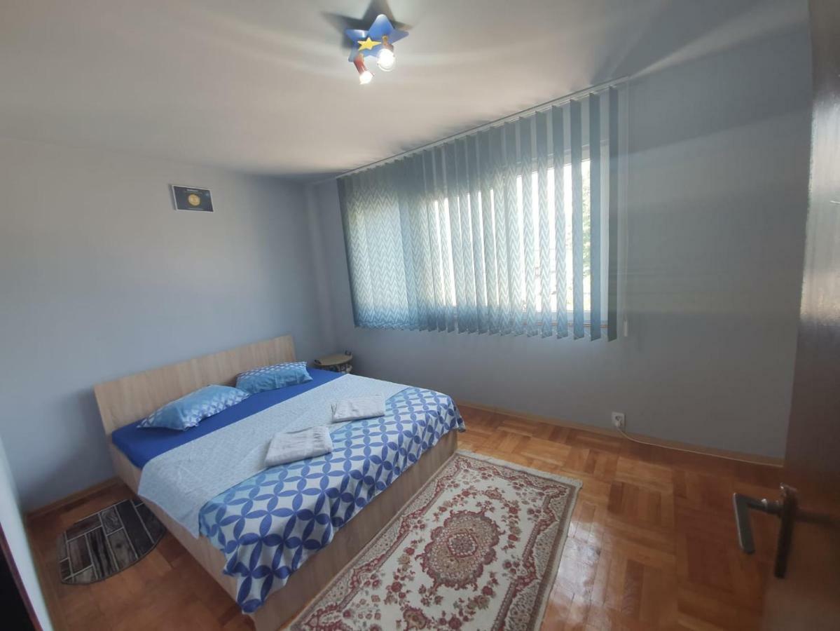 Apartmán Apartament Denis Orşova Exteriér fotografie